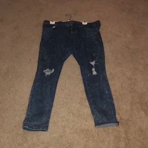 Mid ride skinny jeans